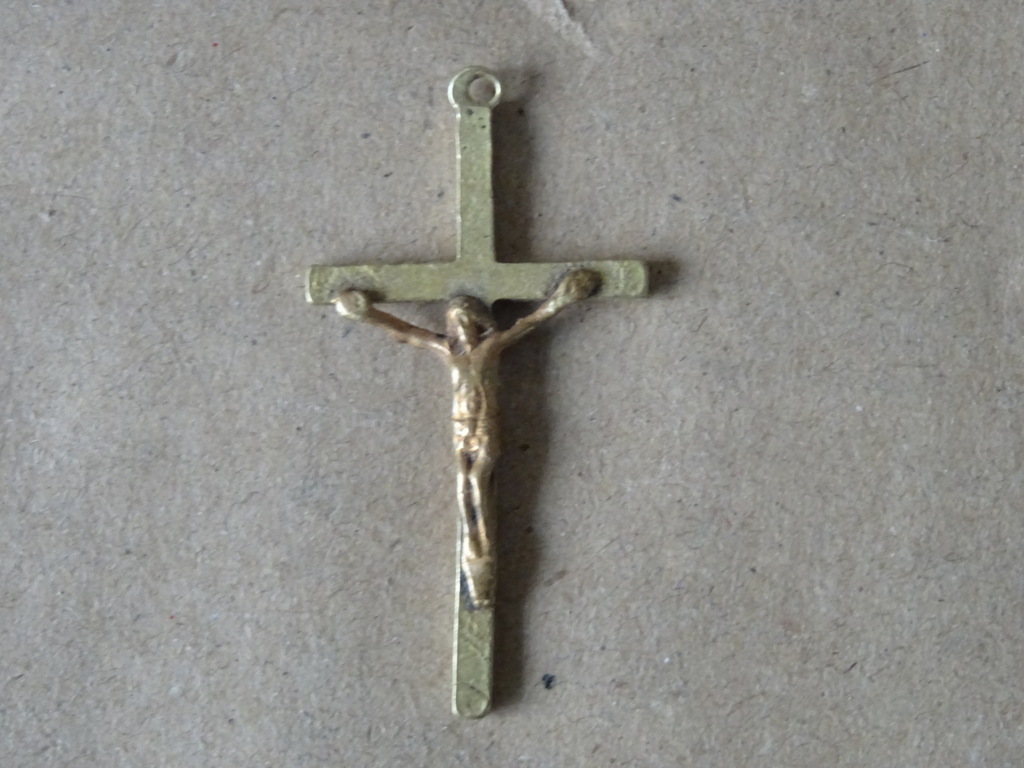Antieke of vintage kruisbeeld medaillons 9 euro per stuk - Afbeelding 26