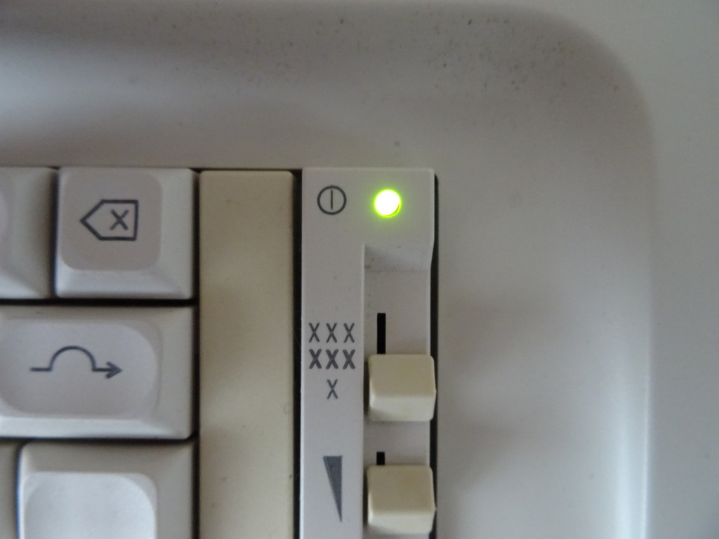 Elektrische typemachine AEG Olympia Carrera - Afbeelding 3