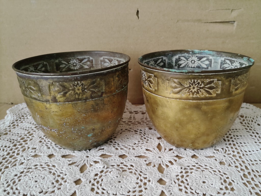 Antieke koperen bloempotjes 8cm hoog