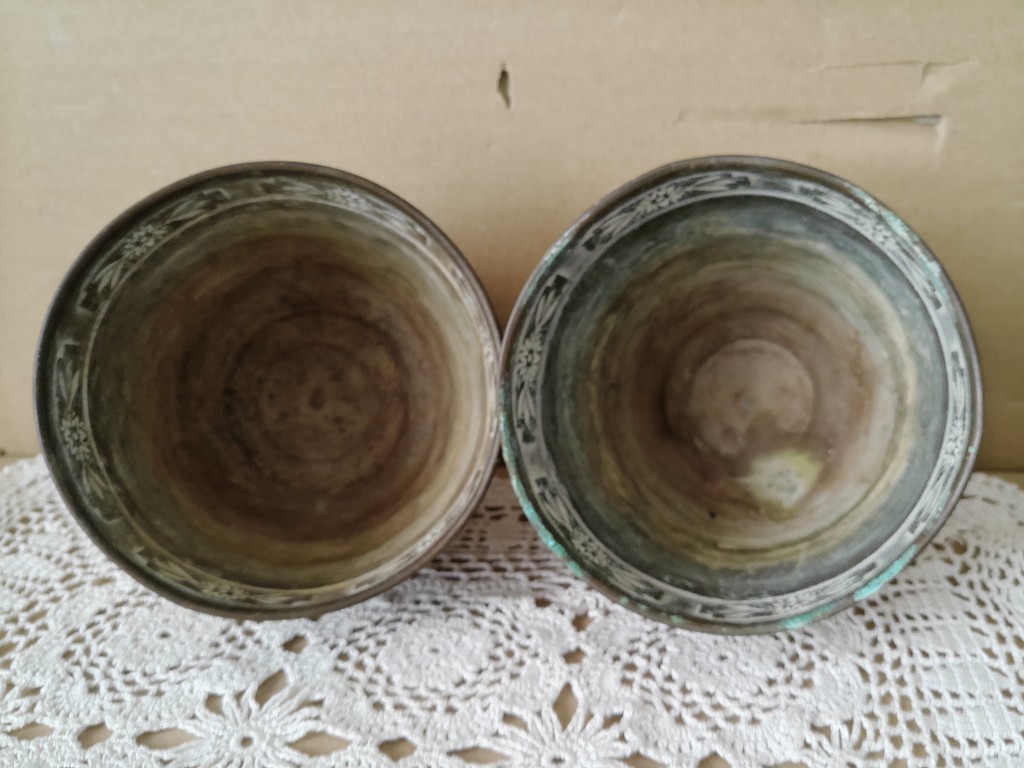 Antieke koperen bloempotjes 8cm hoog - Afbeelding 4