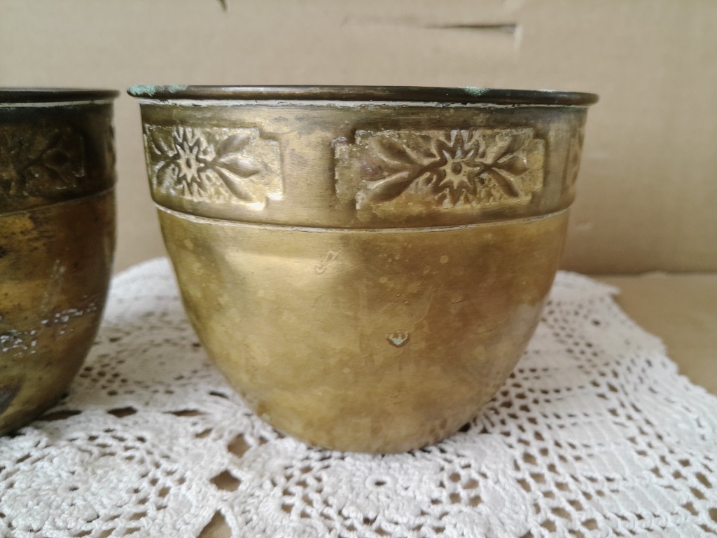 Antieke koperen bloempotjes 8cm hoog - Afbeelding 8