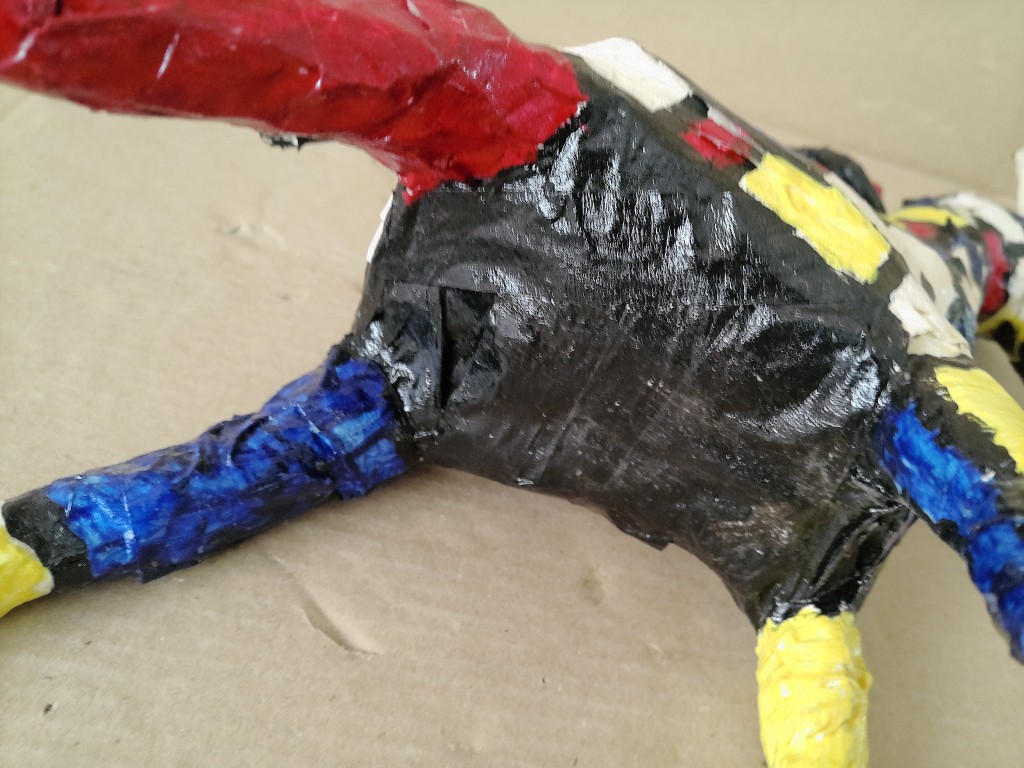 Volkskunst giraffe met ruiter in Mondriaan kleuren 42cm - Afbeelding 18