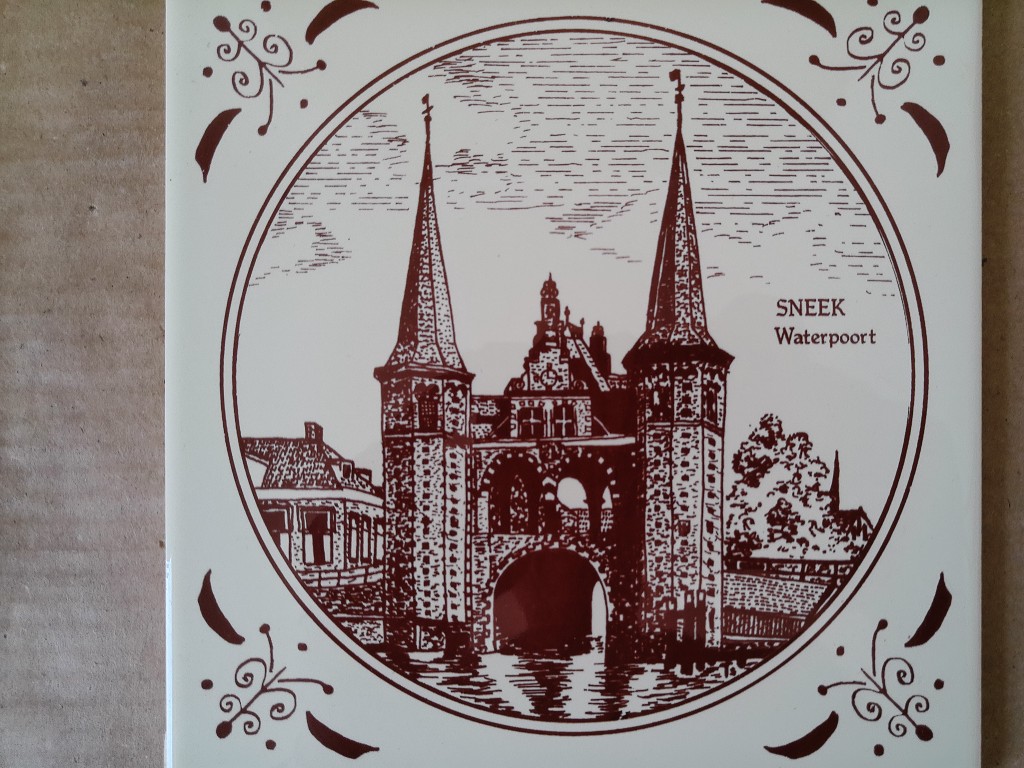 Vintage tegels met plaatsen en verenigingen 19 euro per stuk - Afbeelding 8