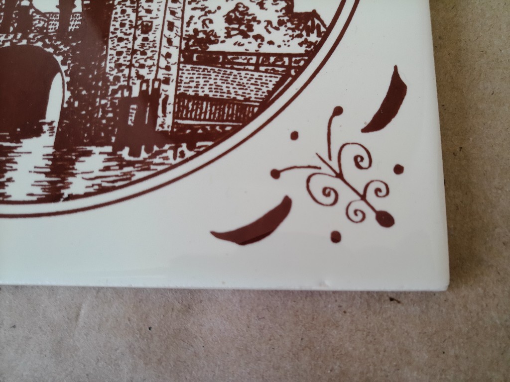 Vintage tegels met plaatsen en verenigingen 19 euro per stuk - Afbeelding 9