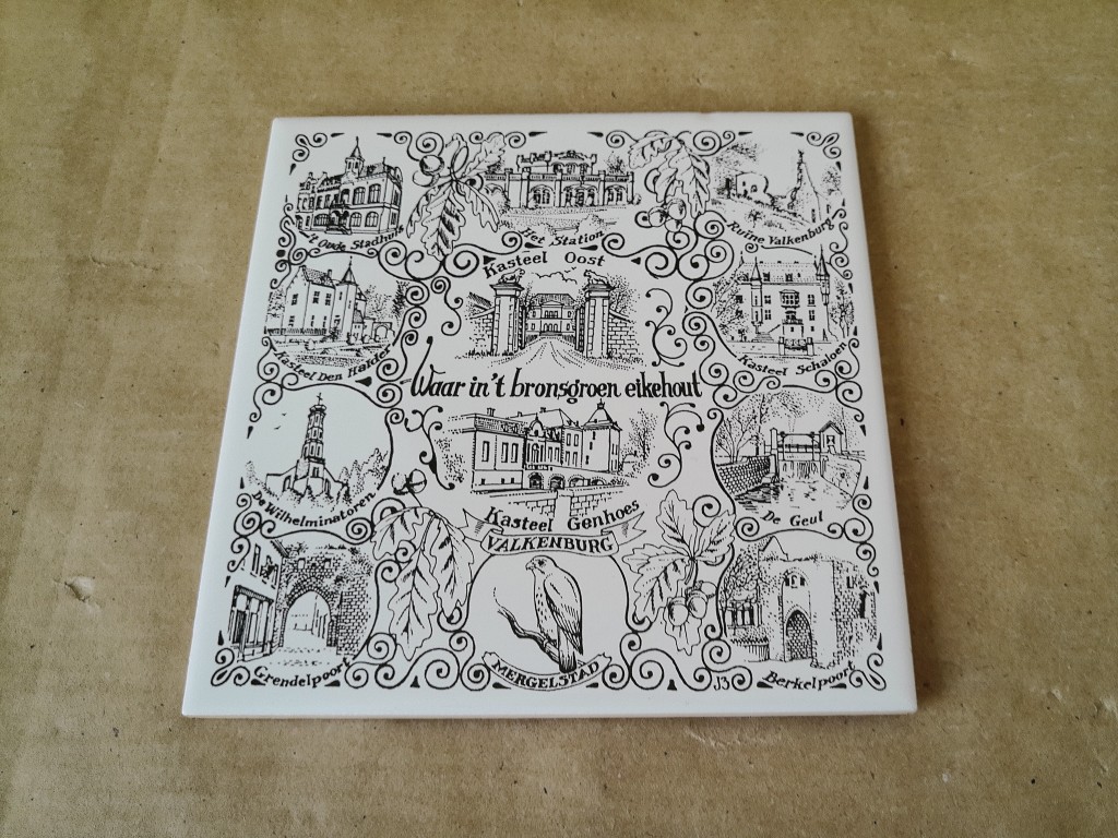 Vintage tegels met plaatsen en verenigingen 19 euro per stuk - Afbeelding 62