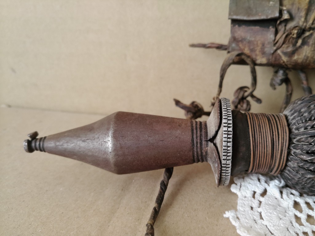 Traditioneel Yaka mbeeli of yaphoca kortzwaard 58cm Congo - Afbeelding 9