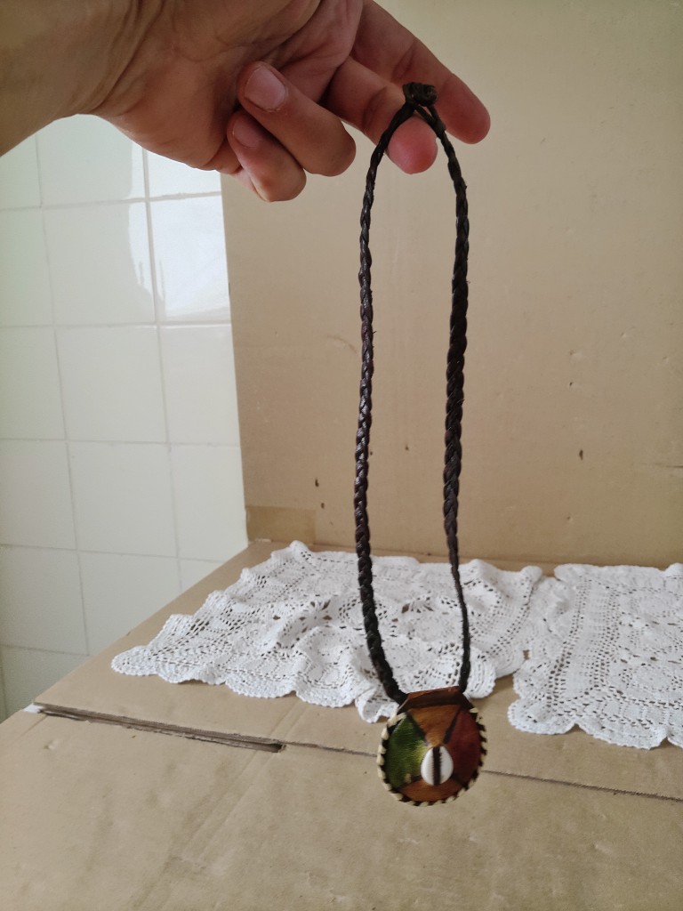 Afrikaanse amulet ketting met kauri schelp volkskunst - Afbeelding 12