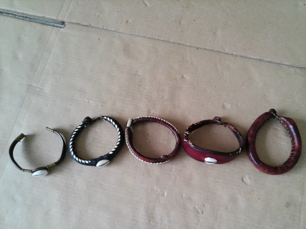Collectie Afrikaanse leren armbanden volkskunst - Afbeelding 4