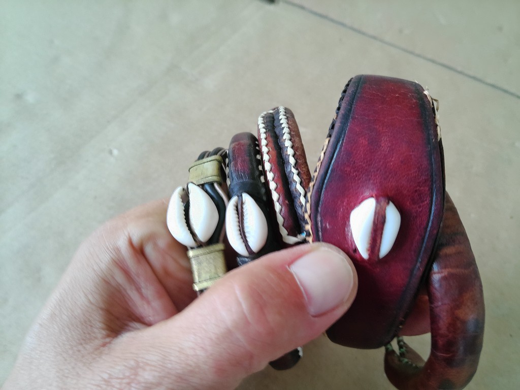 Collectie Afrikaanse leren armbanden volkskunst - Afbeelding 25