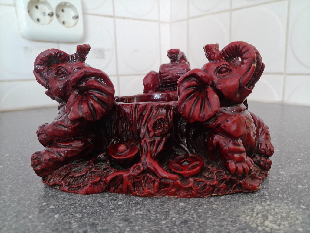 Chinese kandelaar of schaal met olifanten Lucky Elephants - Afbeelding 7