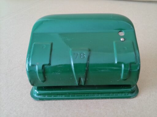 Vintage geëmailleerde perforator Sax 333