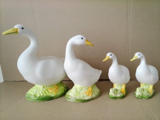 Collectie porseleinen ganzen Pereiras Portugal 16cm tot 25cm