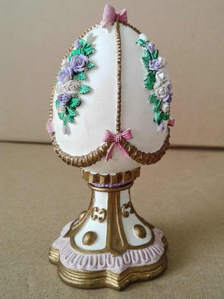 Lefton Royal Egg Collection muzikaal ei Michelle 15cm - Afbeelding 6
