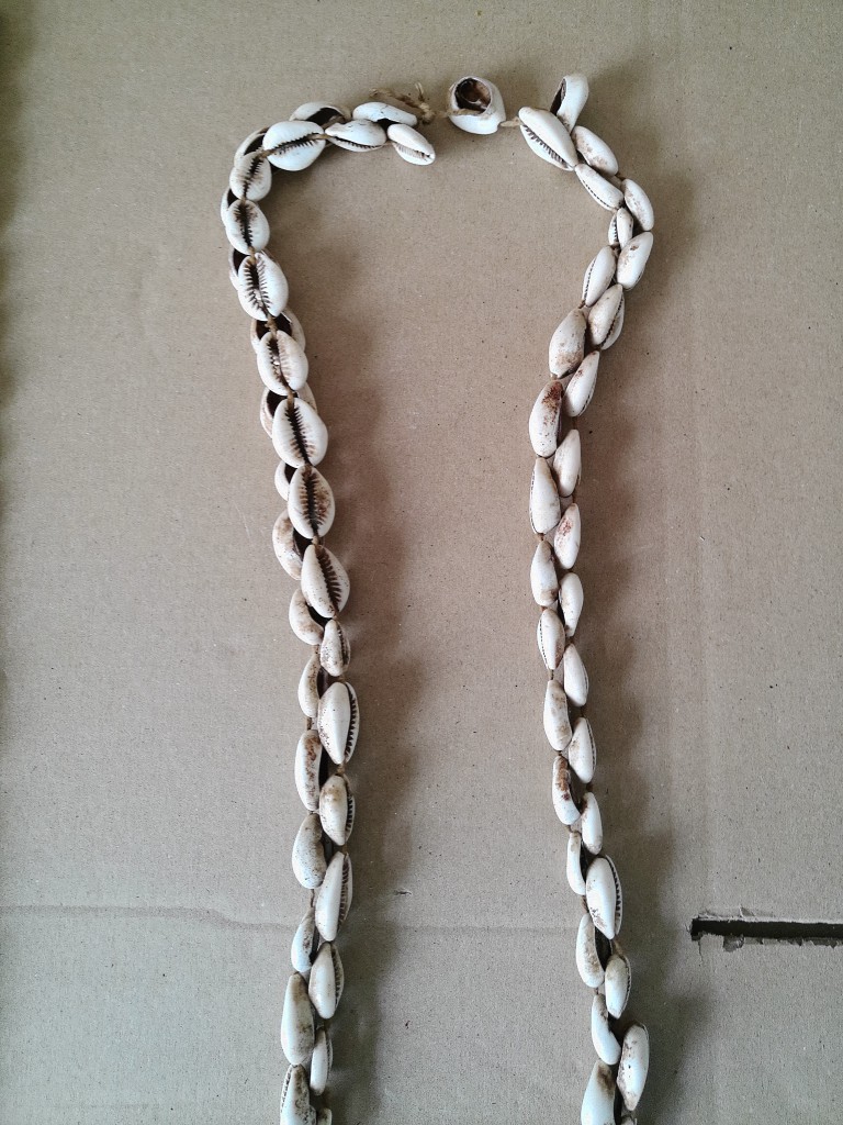 Collectie kauri schelpenkettingen en armband - Afbeelding 16