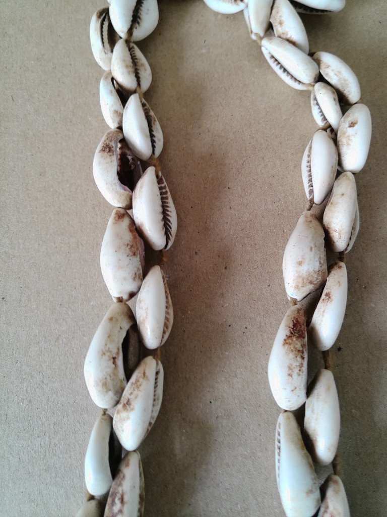 Collectie kauri schelpenkettingen en armband - Afbeelding 19