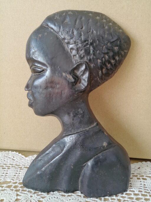 Alternative view of Houtsnijwerk Afrikaanse vrouw 20cm