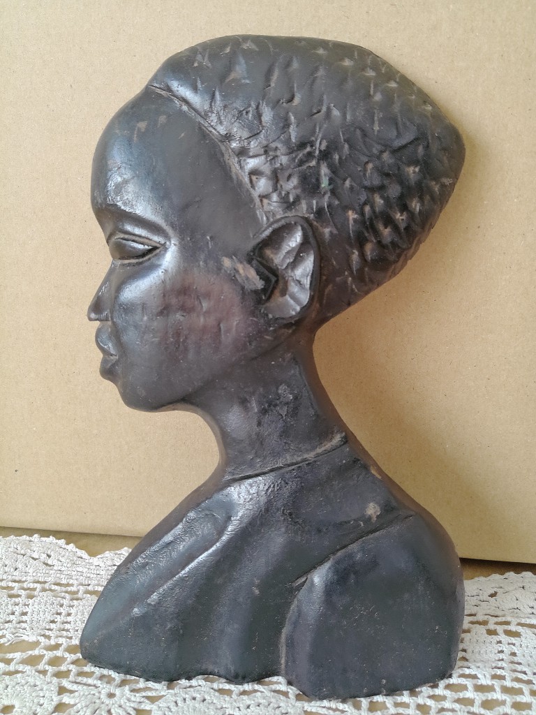 Houtsnijwerk Afrikaanse vrouw 20cm - Afbeelding 2