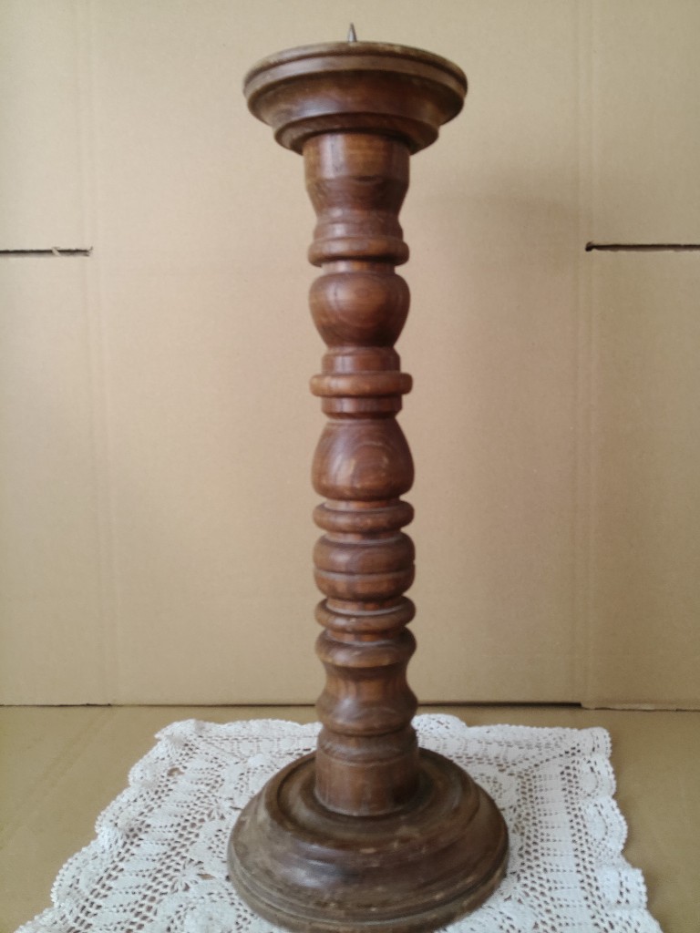 Vintage houten kandelaar 51cm