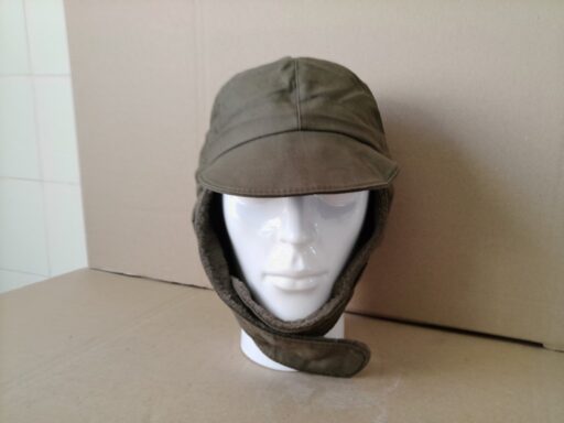 Alternative view of Vintage leger pet veldpet bontgevoerd Maat 59 Landmacht