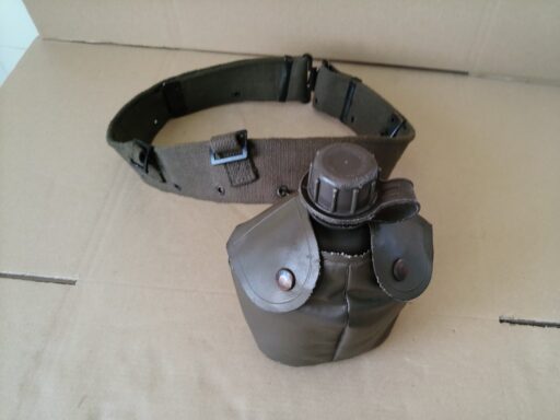 Vintage leger veldfles met koppelriem Landmacht