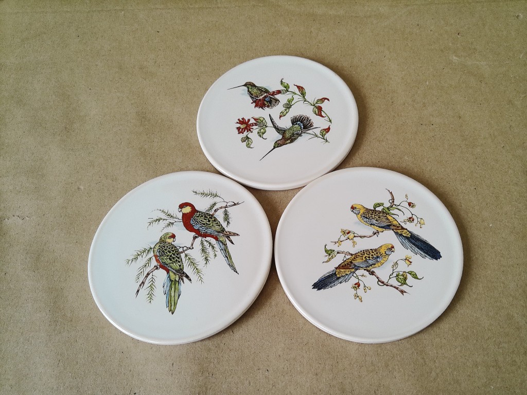 Set vintage tegeltjes of onderzetters met vogels H & R Johnson 9cm - Afbeelding 2
