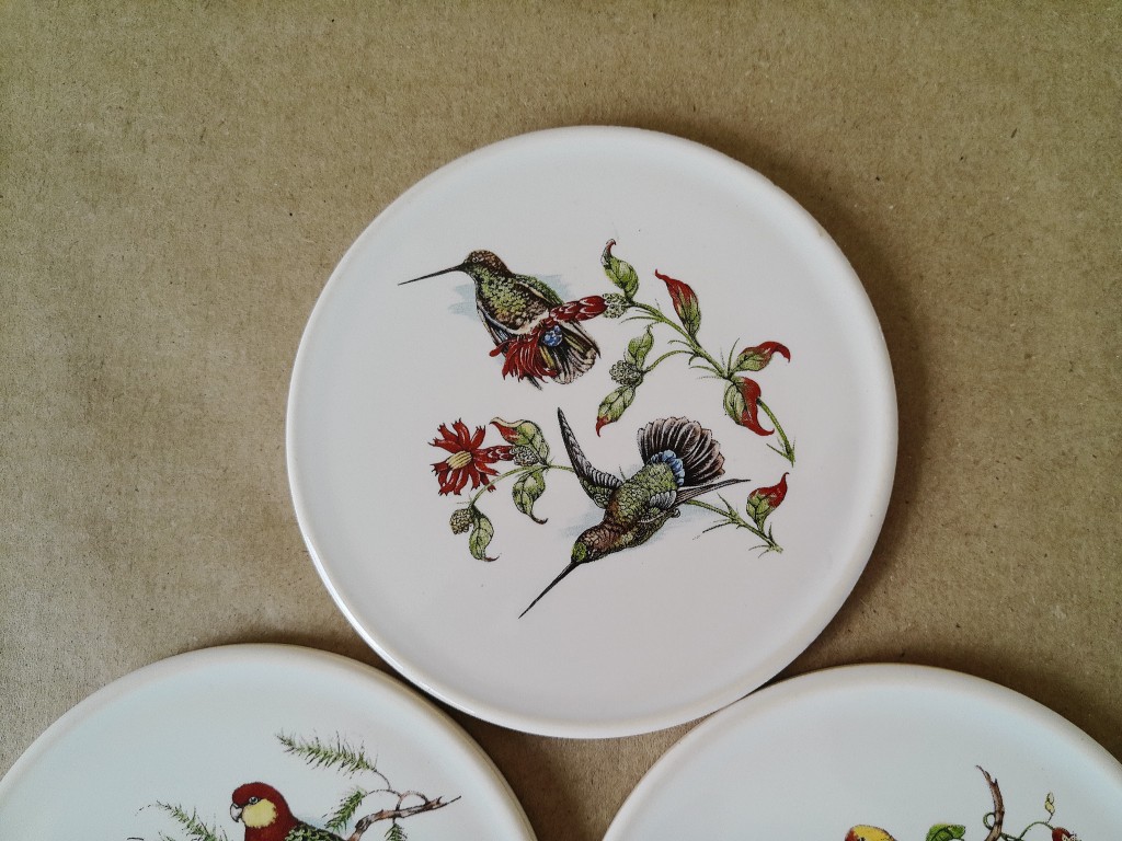 Set vintage tegeltjes of onderzetters met vogels H & R Johnson 9cm - Afbeelding 3