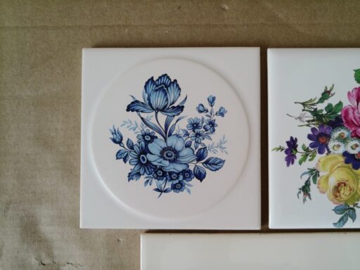 Alternative view of Vintage tegels met bloemen 19 euro per stuk o.a. Mosa