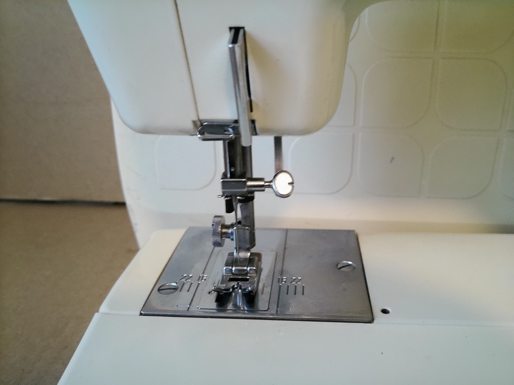 Vintage naaimachine Lewenstein Compacta 65 - Afbeelding 9