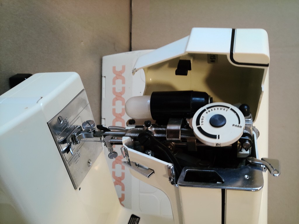 Vintage naaimachine Lewenstein Compacta 65 - Afbeelding 10